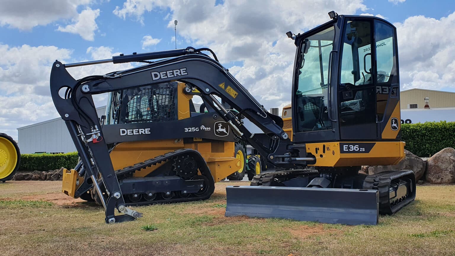 John Deere CCE - Agriculture & Turf equipment dealer - Vanderfield