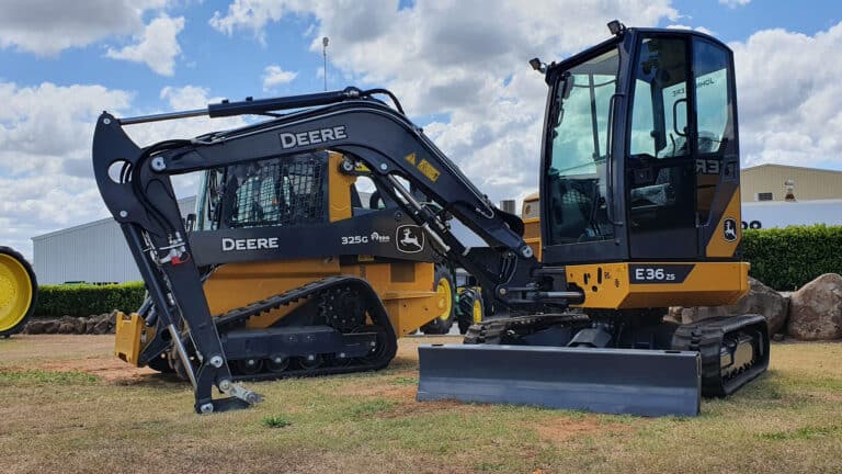 John Deere CCE - Agriculture & Turf equipment dealer - Vanderfield
