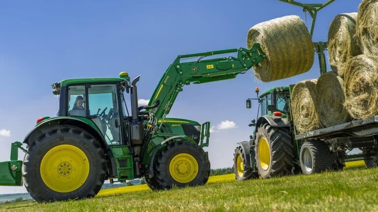 John Deere 643R Tractor Front End Loader