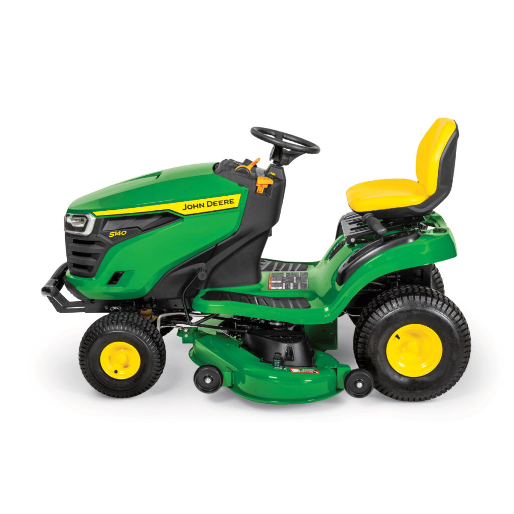 John Deere S140 Ride-on Mower