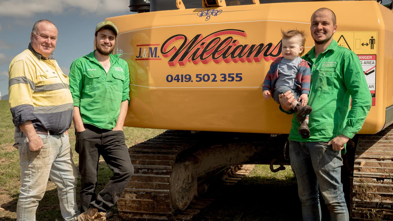 John Deere Excavators - J&M William Ag Contracting - RDO Equipment