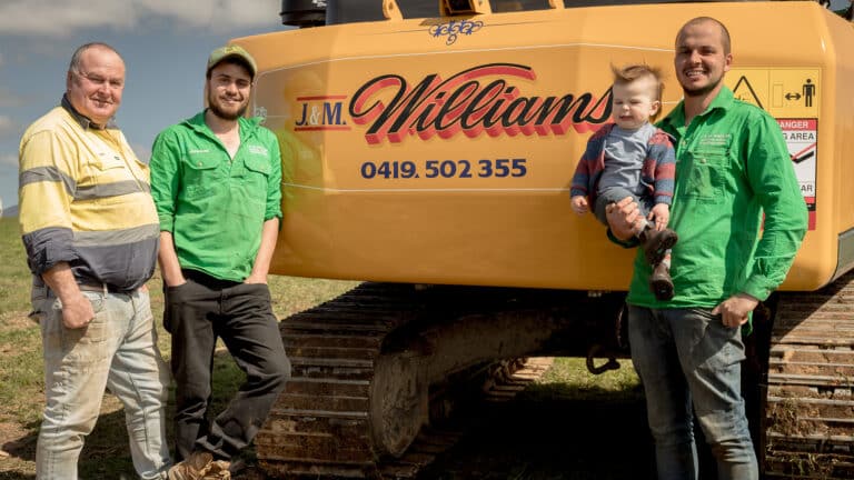 John Deere Excavators - J&M William Ag Contracting - RDO Equipment