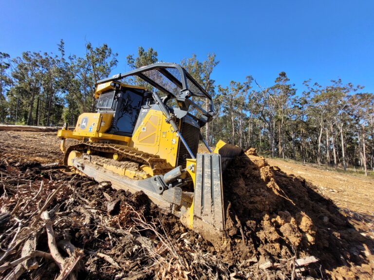 John Deere 850L Dozer