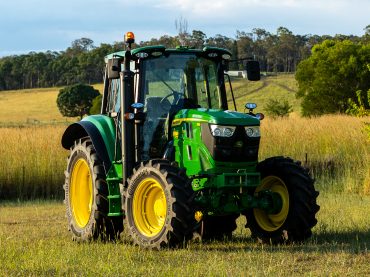 6M 110 Utility Tractor