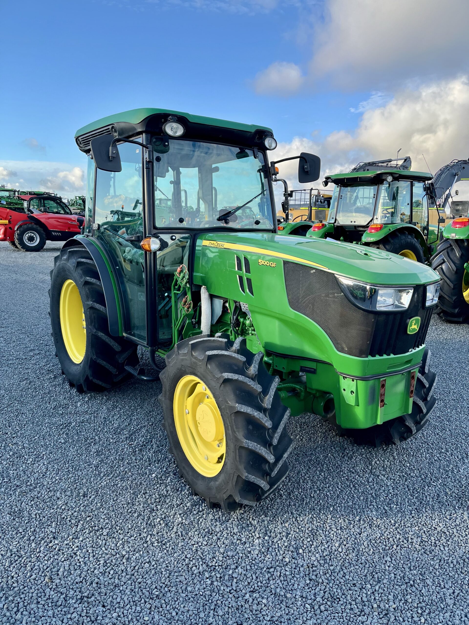 2022 John Deere 5100GF Utility Tractor - X164237