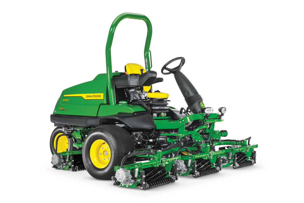 John Deere 6700A E-Cut Hybrid Fairway Mower