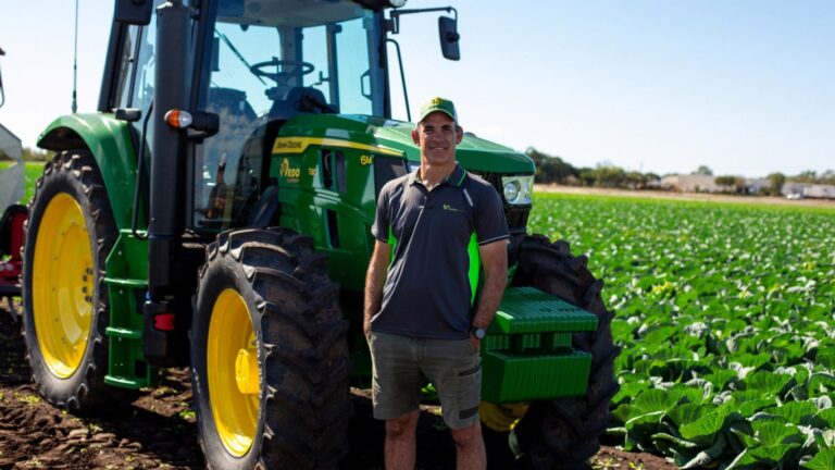 Mr Clackson said he valued John Deere’s reliability and the precision ag tools that have made Barden Farms more efficient.