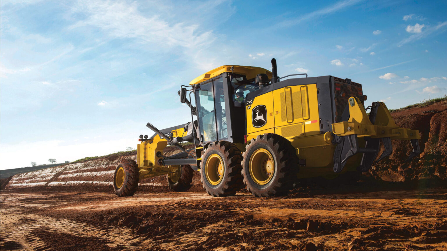 770 P-Tier 4WD Motor Grader