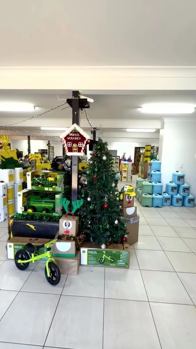 Our Chinchilla branch is feeling the festive spirit🎄